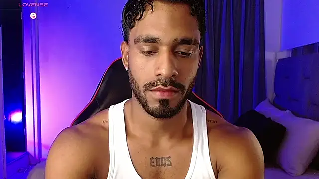 Snapshot of Christian_thor chatting on 11-08-25, 03:39 Christian thor online show from 11-08-25, 03:39