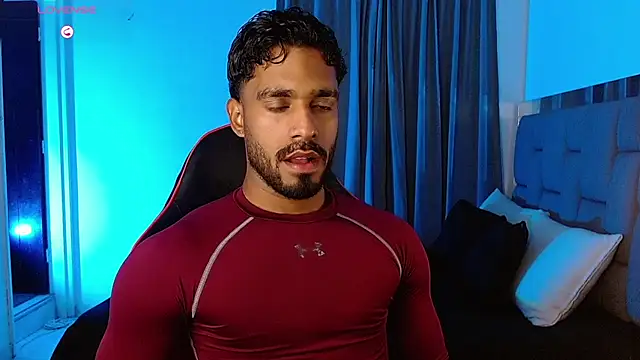 Snapshot of Christian_thor chatting on 12-02-25, 03:12 Christian thor online show from 12-02-25, 03:12