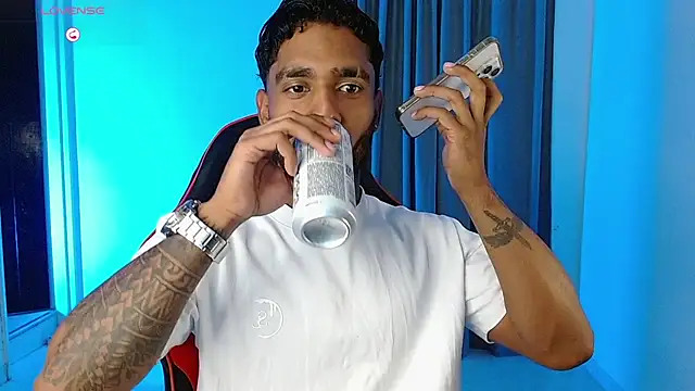 Snapshot of Christian_thor chatting on 02-12-26, 03:34 Christian thor online show from 02-12-26, 03:34