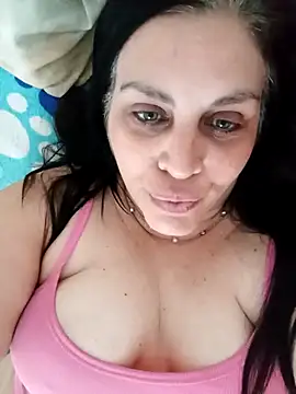 Snapshot of CRUELLAXX chatting on 12-07-24, 06:15 CRUELLAXX online show from 12-07-24, 06:15