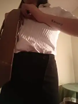 AmazingFuckCam online show from 05-16-26, 07:56
