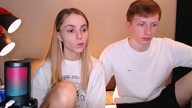 juliaanddima online show from 12-13-25, 10:26