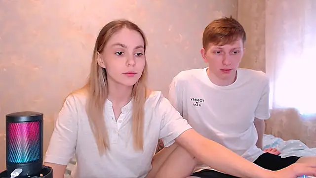 juliaanddima online show from 02-18-26, 08:21