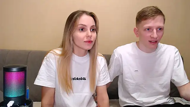 juliaanddima online show from 03-04-26, 11:00