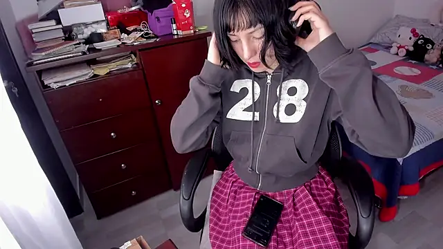 Snapshot of Room312_ chatting on 12-02-24, 03:47 Room312 online show from 12-02-24, 03:47