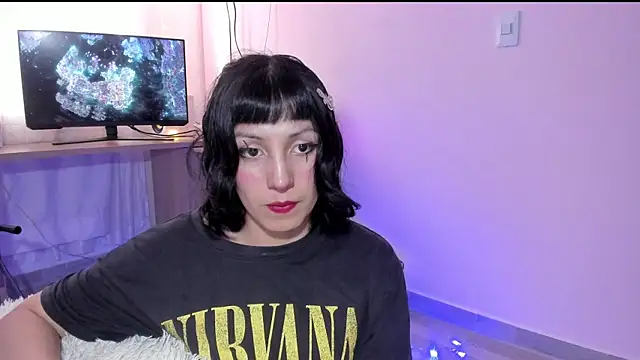 Snapshot of Room312_ chatting on 12-22-24, 10:15 Room312 online show from 12-22-24, 10:15