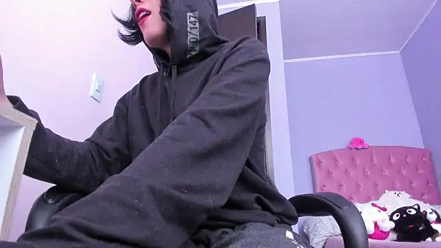 Snapshot of Room312_ chatting on 01-25-25, 04:46 Room312 online show from 01-25-25, 04:46