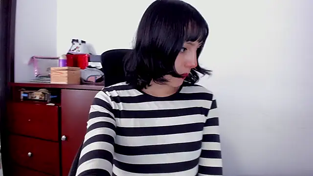 Snapshot of Room312_ chatting on 01-26-25, 04:30 Room312 online show from 01-26-25, 04:30