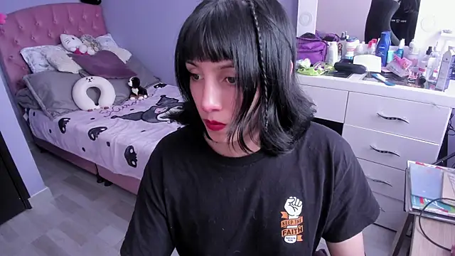 Snapshot of Room312_ chatting on 03-09-25, 06:21 Room312 online show from 03-09-25, 06:21