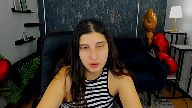 Snapshot of Linda_EX chatting on 02-15-25, 12:01 Linda EX online show from 02-15-25, 12:01