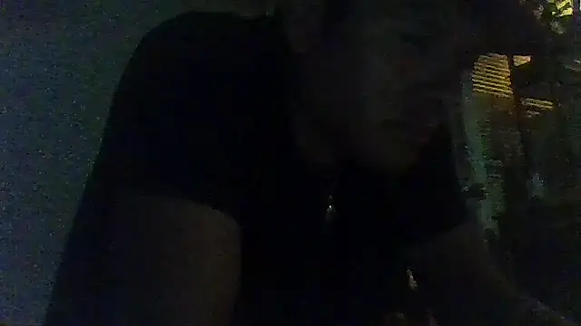 Snapshot of sincitygrease chatting on 10-13-25, 09:42 sincitygrease online show from 10-13-25, 09:42