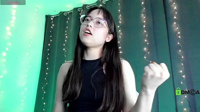 Snapshot of shantalc3rezo chatting on 01-23-25, 11:47 shantalc3rezo online show from 01-23-25, 11:47