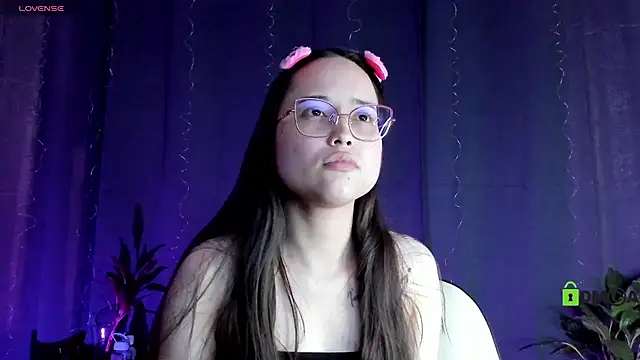 Snapshot of shantalc3rezo chatting on 01-27-25, 08:49 shantalc3rezo online show from 01-27-25, 08:49