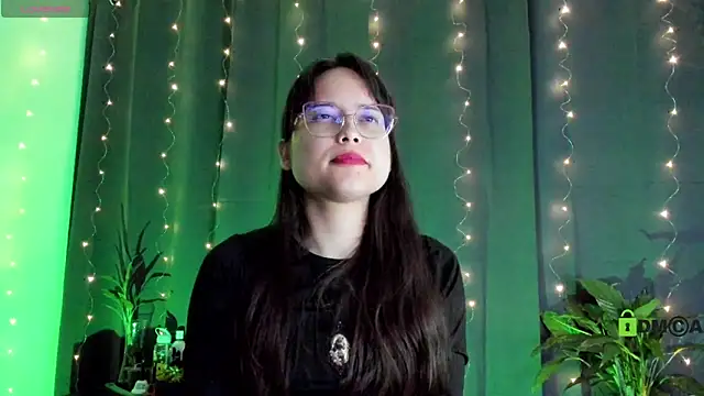 Snapshot of shantalc3rezo chatting on 02-04-25, 02:17 shantalc3rezo online show from 02-04-25, 02:17