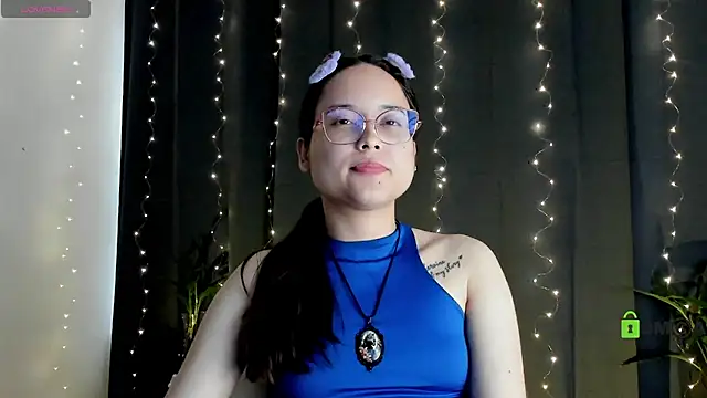 Snapshot of shantalc3rezo chatting on 02-14-25, 10:25 shantalc3rezo online show from 02-14-25, 10:25