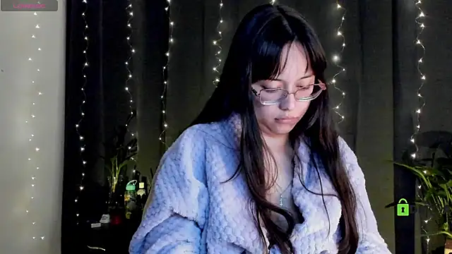 Snapshot of shantalc3rezo chatting on 02-16-25, 01:25 shantalc3rezo online show from 02-16-25, 01:25