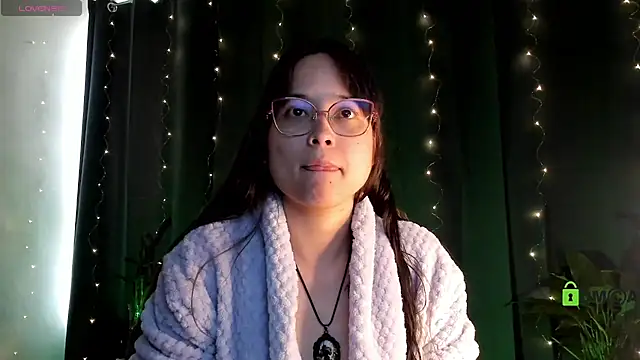 Snapshot of shantalc3rezo chatting on 02-22-25, 09:15 shantalc3rezo online show from 02-22-25, 09:15