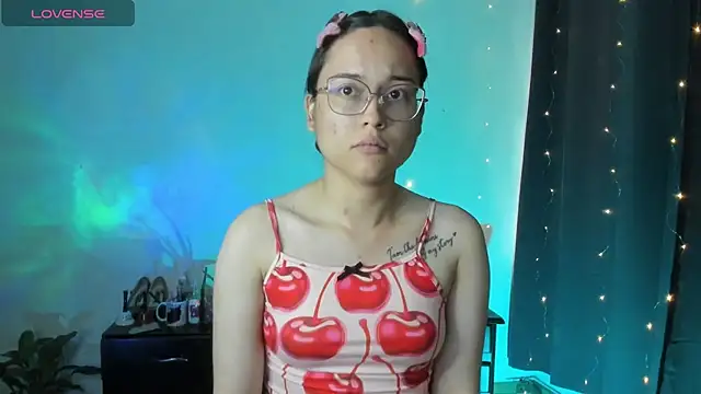 Snapshot of shantalc3rezo chatting on 09-29-25, 06:35 shantalc3rezo online show from 09-29-25, 06:35