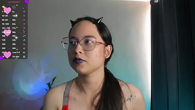 Snapshot of shantalc3rezo chatting on 10-10-25, 07:24 shantalc3rezo online show from 10-10-25, 07:24