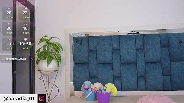 Anais aradia online show from 04-03-26, 08:40