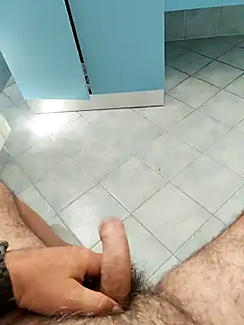 Snapshot of orsettoCum chatting on 09-17-25, 01:46 orsettoCum online show from 09-17-25, 01:46