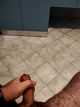 Snapshot of orsettoCum chatting on 12-04-25, 09:29 orsettoCum online show from 12-04-25, 09:29