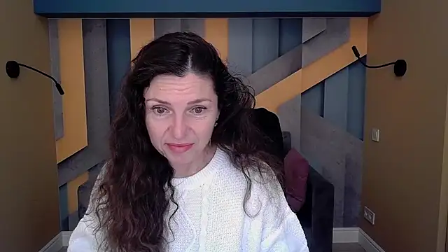 EllaLong online show from 11-06-25, 12:28