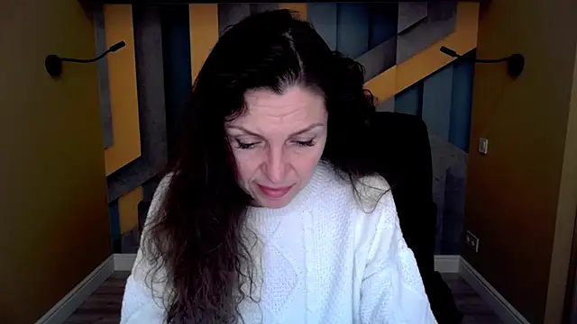 EllaLong online show from 01-11-26, 12:32