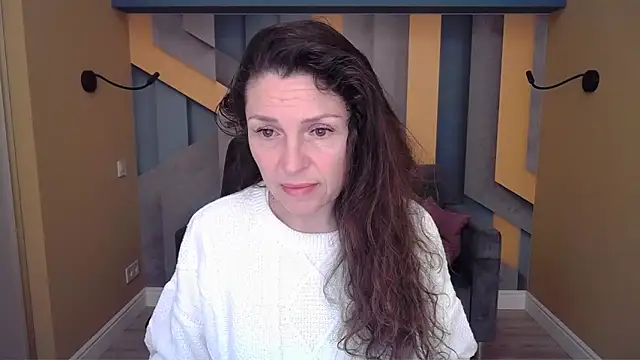 EllaLong online show from 02-04-26, 12:33