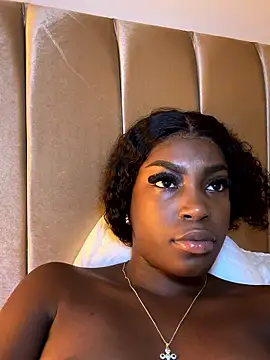 NaiaGils online show from 01-14-26, 05:24