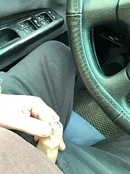 Snapshot of makar8 chatting on 03-16-25, 09:27 makar8 online show from 03-16-25, 09:27