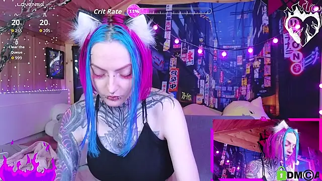 Snapshot of NekoCyber chatting on 11-19-25, 05:29 NekoCyber online show from 11-19-25, 05:29