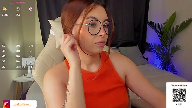 Snapshot of dakottaa_ chatting on 02-01-25, 03:19 dakottaa  online show from 02-01-25, 03:19