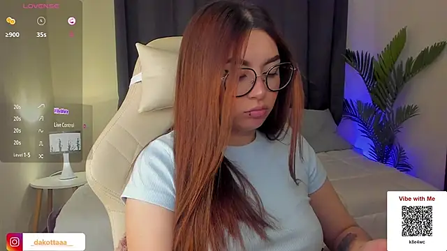 Snapshot of dakottaa_ chatting on 02-18-25, 11:08 dakottaa  online show from 02-18-25, 11:08