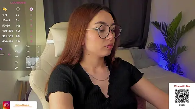 Snapshot of dakottaa_ chatting on 03-06-25, 12:10 dakottaa  online show from 03-06-25, 12:10