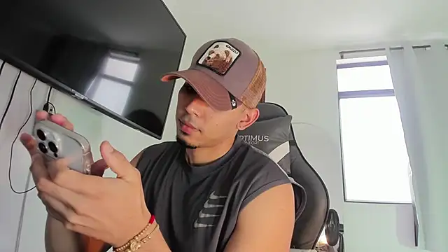 joss 111 online show from 10-18-25, 07:03