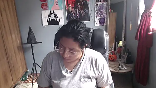 DanelyLopez online show from 10-14-25, 08:20