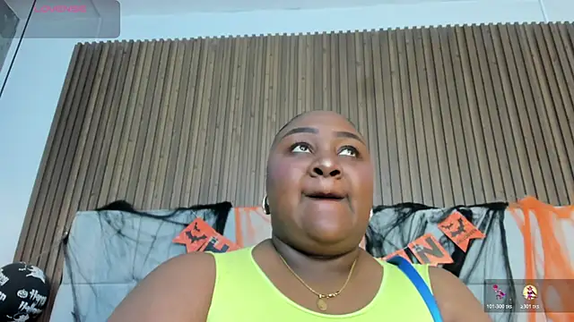 Saravy Blandon online show from 10-28-25, 10:30