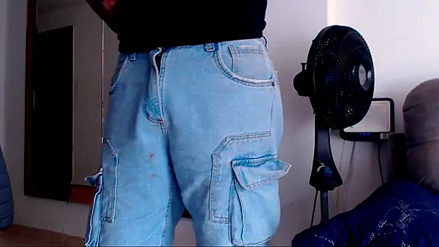 SelfSuck9inchs online show from 10-27-25, 08:13