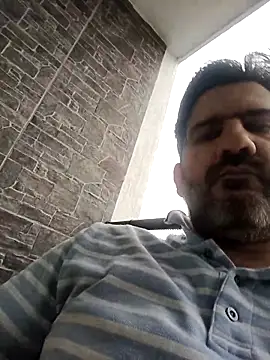 Snapshot of Maxi_TheBigDaddy chatting on 11-21-25, 12:04 Maxi TheBigDaddy online show from 11-21-25, 12:04