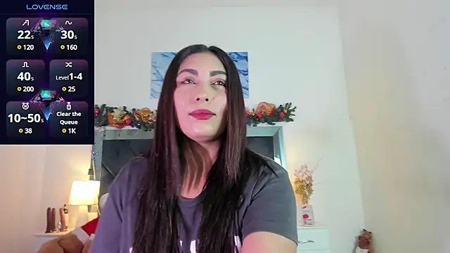 Snapshot of Lauralove_69 chatting on 12-11-24, 07:46 Lauralove 69 online show from 12-11-24, 07:46