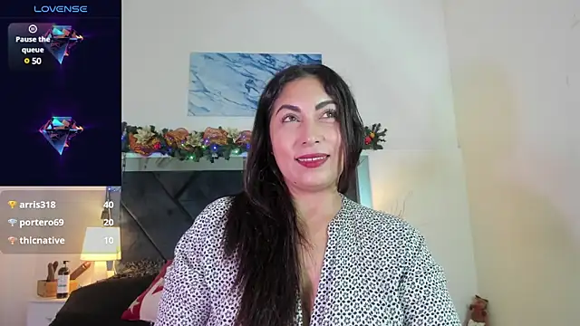 Snapshot of Lauralove_69 chatting on 12-26-24, 10:41 Lauralove 69 online show from 12-26-24, 10:41