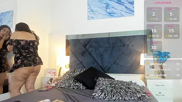 Snapshot of Lauralove_69 chatting on 03-17-25, 11:54 Lauralove 69 online show from 03-17-25, 11:54