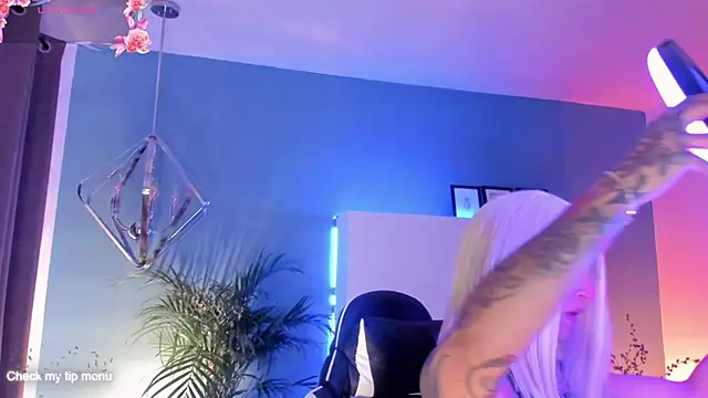 Megan inked online show from 10-09-25, 03:15