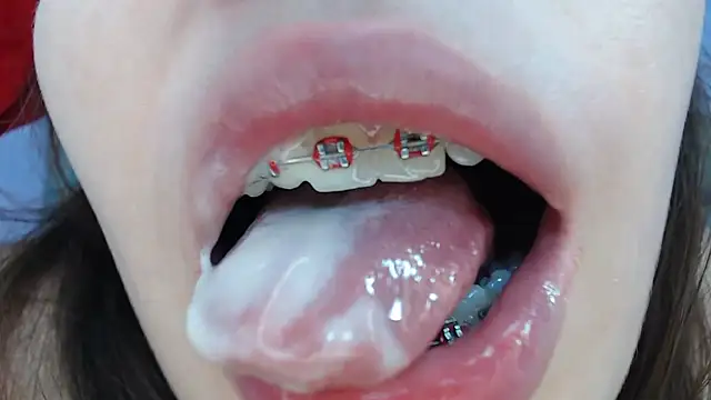 LilaSuni online show from 12-15-24, 03:42