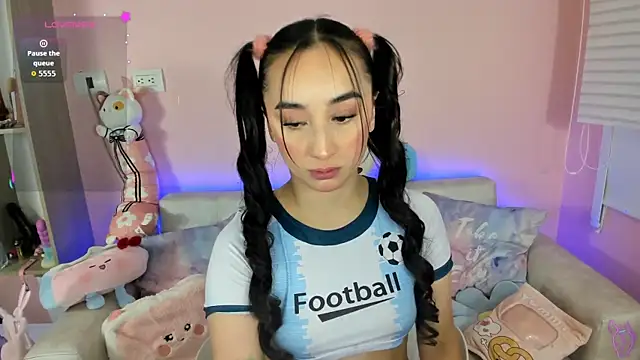 tinysara online show from 03-15-26, 04:24