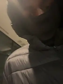 Snapshot of BBC_LONGPIPE22 chatting on 10-07-25, 02:31 BBC LONGPIPE22 online show from 10-07-25, 02:31