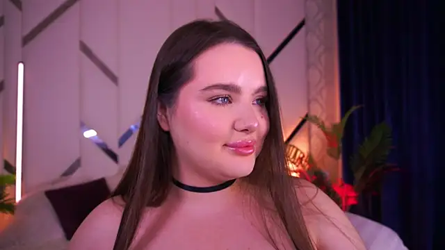 CuteAmberr online show from 12-15-25, 12:26