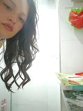 Snapshot of megan_doll2 chatting on 09-29-25, 11:09 megan doll2 online show from 09-29-25, 11:09