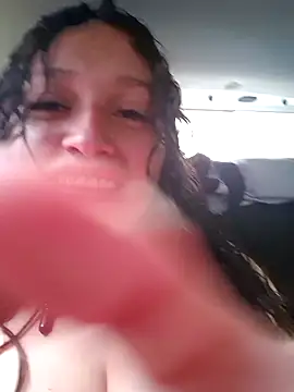 Snapshot of megan_doll2 chatting on 10-15-25, 07:03 megan doll2 online show from 10-15-25, 07:03